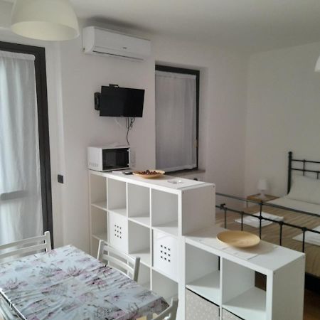 Ferienwohnung Casa Stefania 3 Mandello del Lario Exterior foto